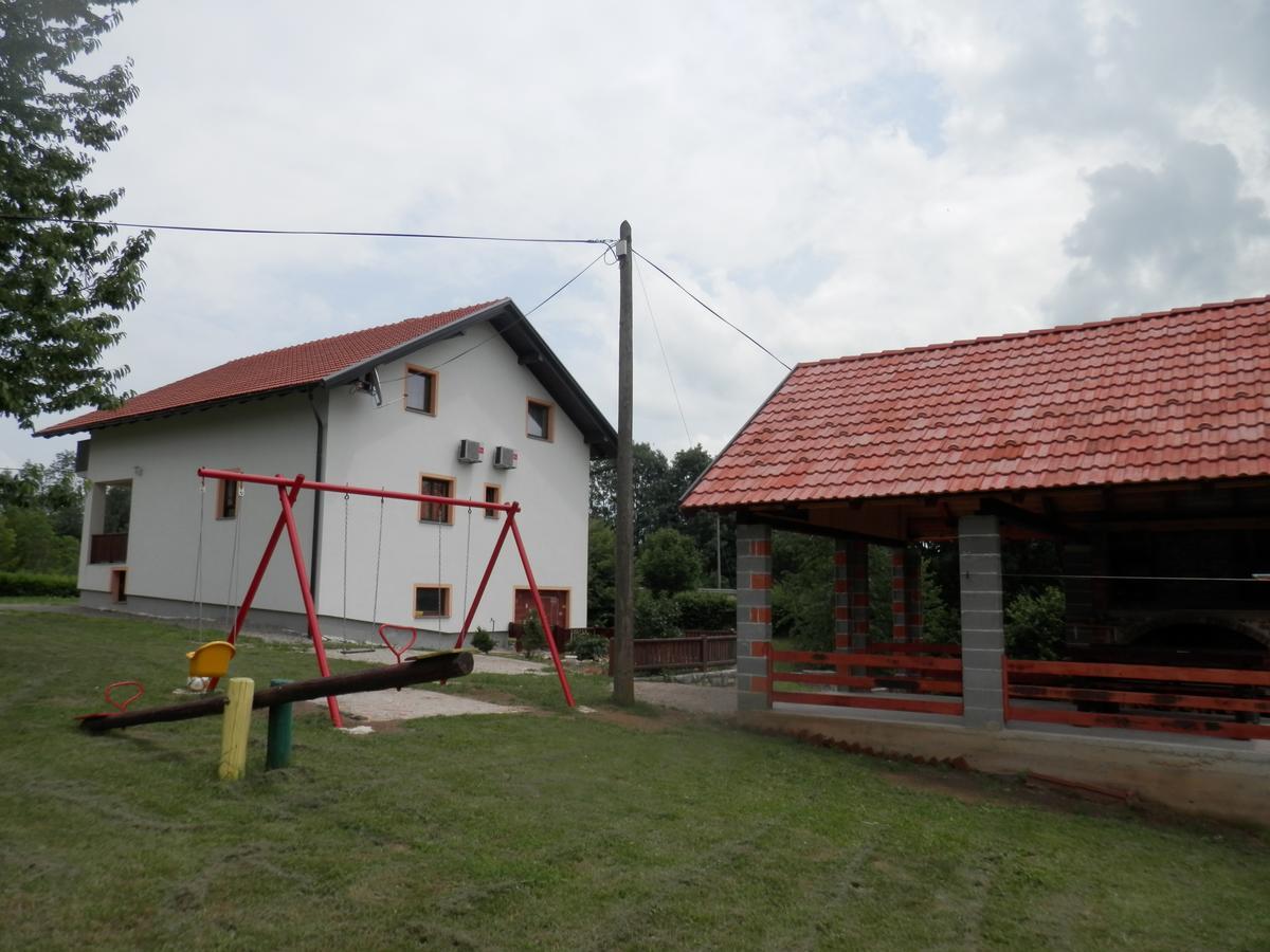 Guesthouse Matija Irinovac Luaran gambar